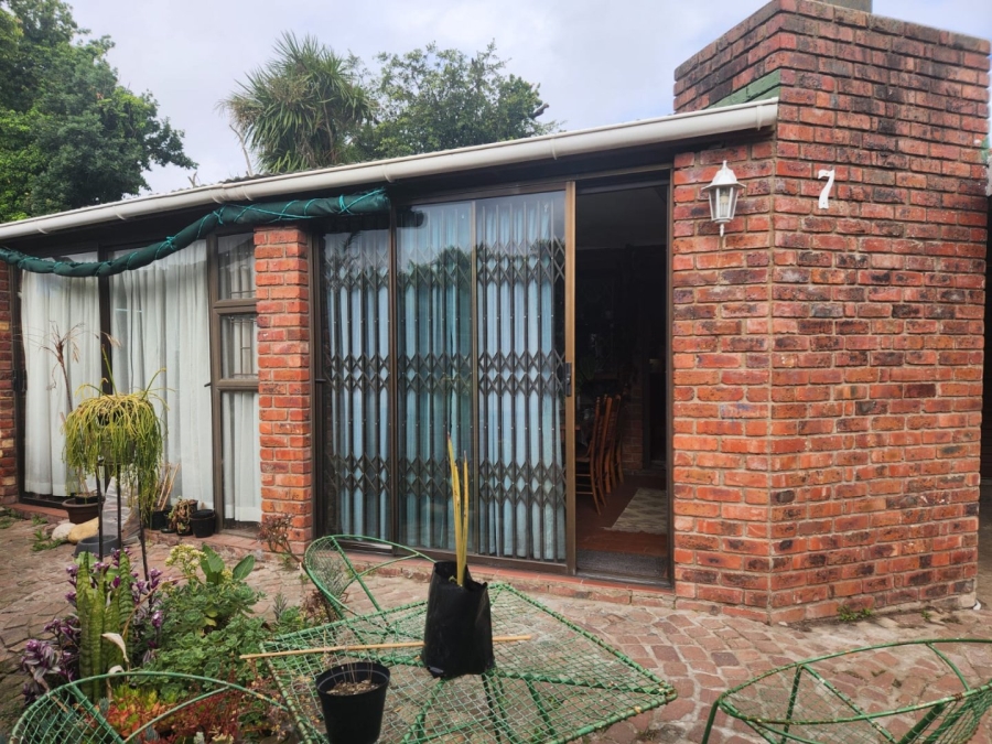 2 Bedroom Property for Sale in George Central Western Cape